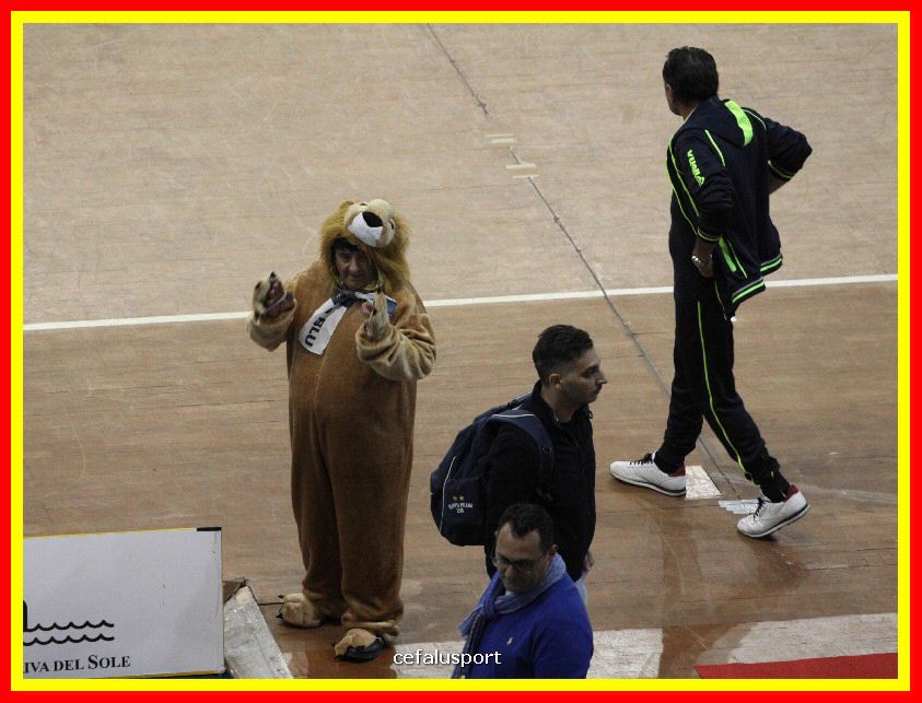 190405 Real playoff 010_tn.jpg